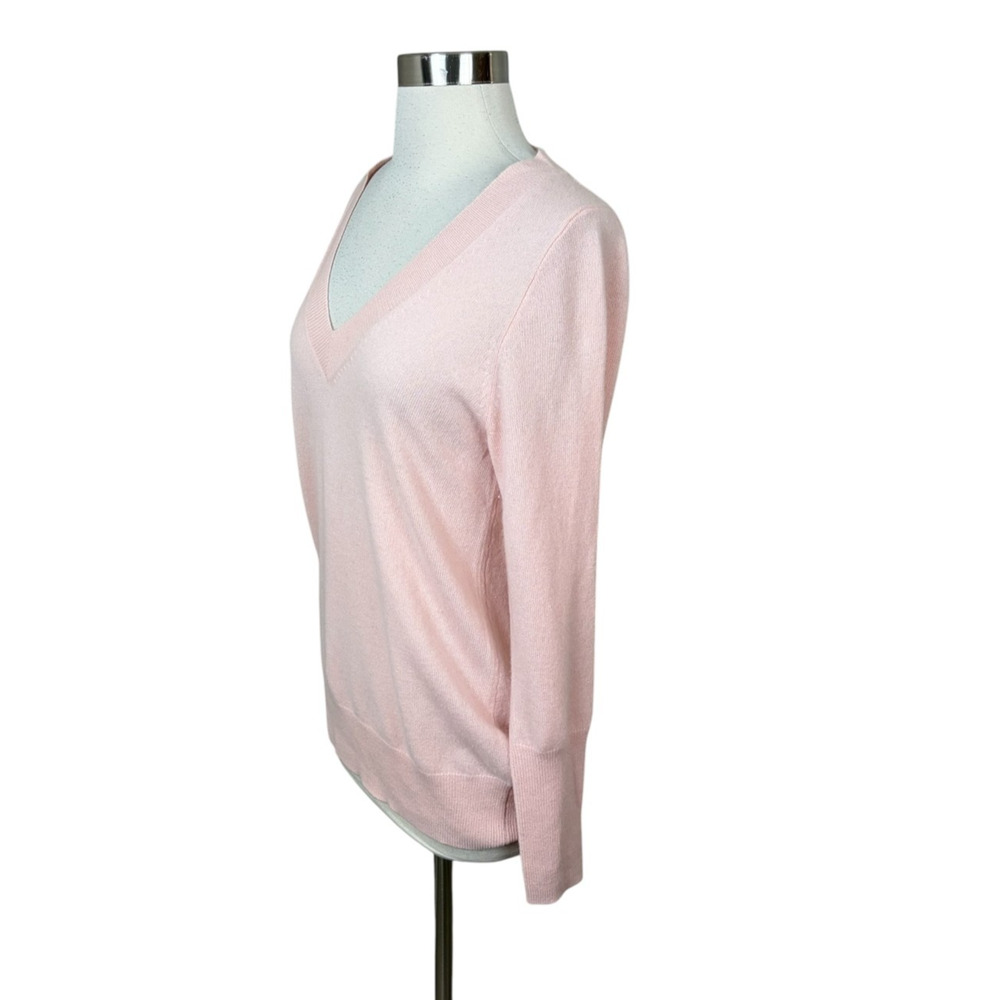 J. Crew Collection 100% Italian Cashmere Pink Sweater Size M Quiet Luxury - Picture 2 of 4